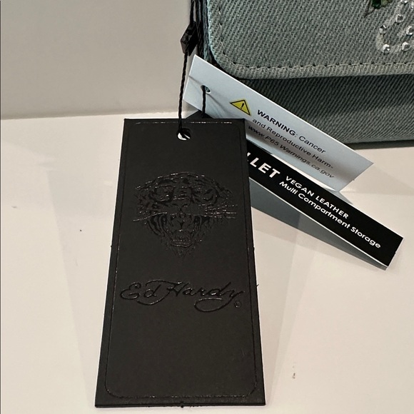 NWT Ed Hardy Denim Trifold Wallet with Creditcard, ID, Coin and Bill Compartment - Picture 3 of 8